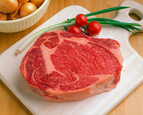 水煮牛肉用火锅底料好吃吗？水煮牛肉的做法大全