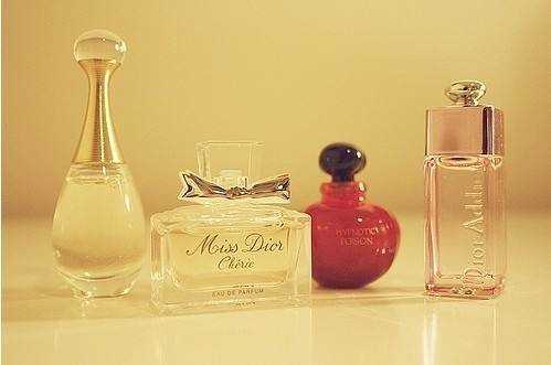 女士香水品牌排行榜前十名_十大公认最好闻的女士香水