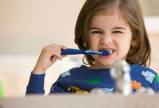 电动牙刷为什么不起泡沫_电动牙刷为什么打不出泡沫