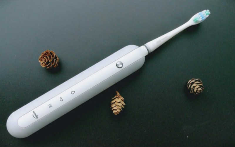usmile电动牙刷和小米电动牙刷对比_usmile电动牙刷和小米电动牙刷哪个好