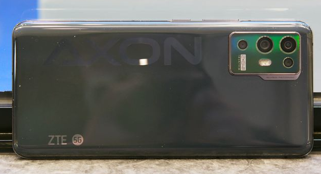 中兴axon30pro屏幕材质是什么_中兴axon30pro手机屏幕材质