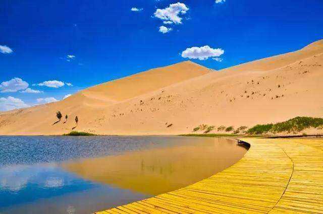中国十大最美沙漠-国内最美沙漠戈壁推荐